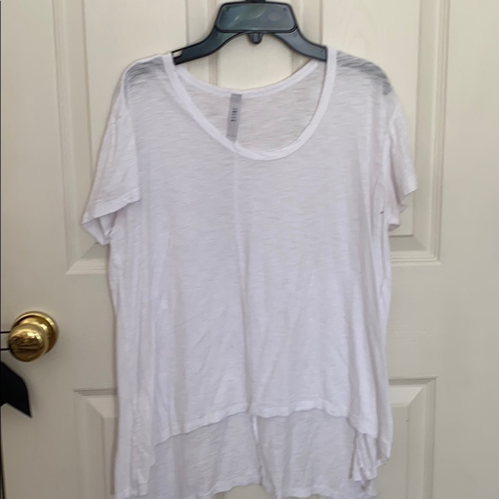 Short sleeve shirt